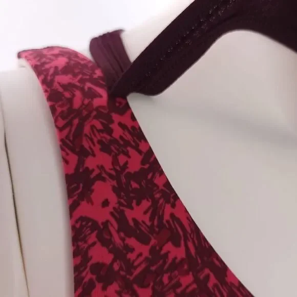 Lululemon Burgundy Built In Bra Athletic Womens Size 6 Tank Top - Picture 10 of 11